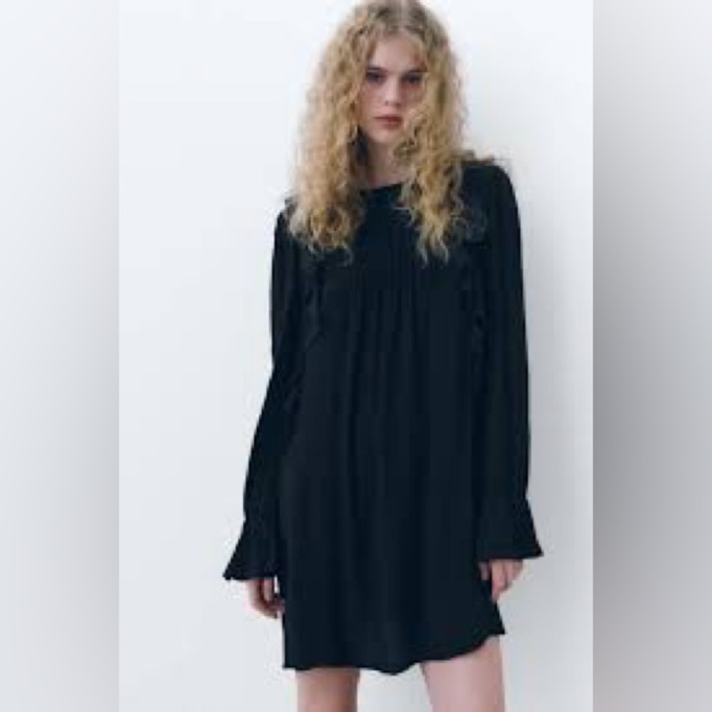 Zara RUFFLED PINTUCK Black MINI DRESS Size L NWOT - Picture 1 of 10